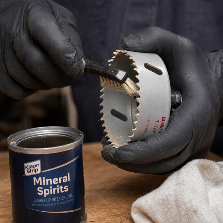 How to Use a Hole Saw Safely (Step-by-Step Guide)